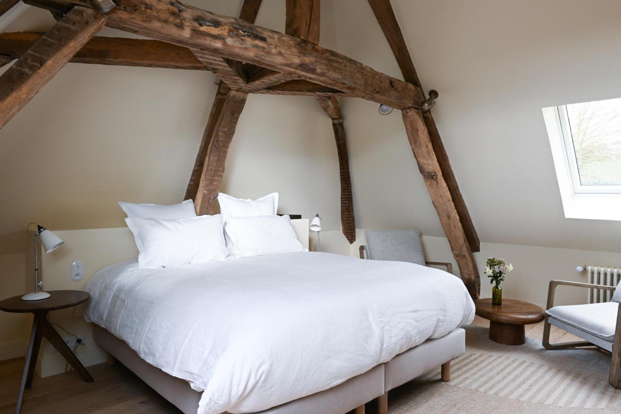 Hotel Les Pres Saint-Hilaire-le-Chatel المظهر الخارجي الصورة
